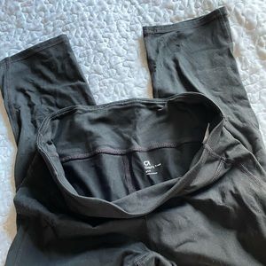 Gap workout leggings